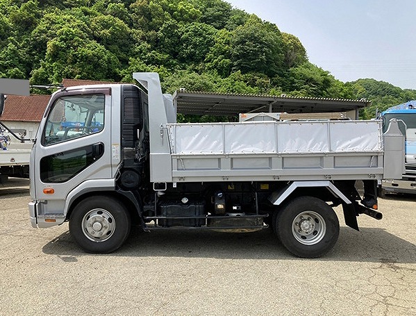 2012 MITSUBISHI FUSO FIGHTER